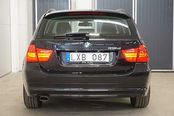BMW 318d 6 of 22