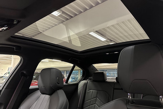 BMW 530e 19 of 19