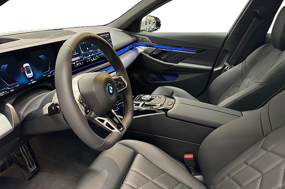 BMW 530e 12 of 19