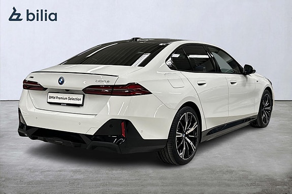 BMW 530e 16 of 19