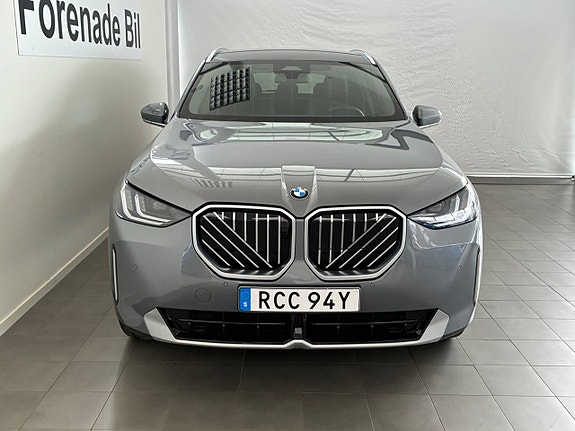 BMW X3 2 of 5