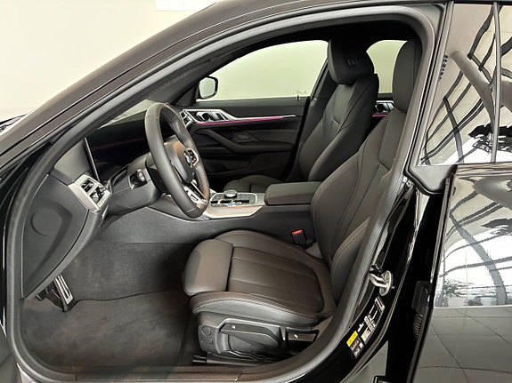 BMW i4 5 of 14