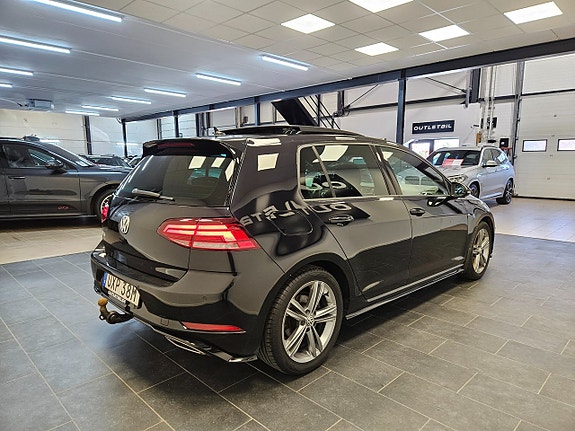 Volkswagen Golf VII 11 of 28