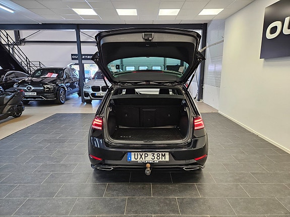 Volkswagen Golf VII 7 of 28