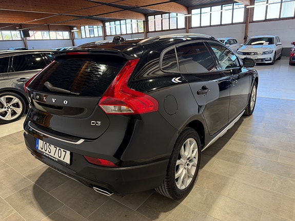 Volvo V40 Cross Country 5 of 5
