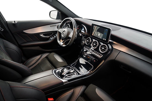 Mercedes-Benz C450 27 of 30
