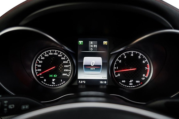 Mercedes-Benz C450 16 of 30