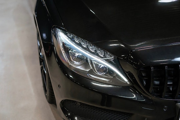 Mercedes-Benz C450 9 of 30