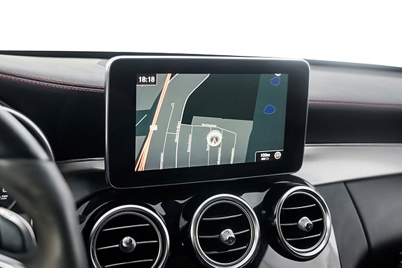 Mercedes-Benz C450 17 of 30