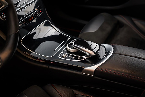Mercedes-Benz C450 14 of 30