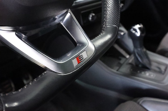 Audi Q3 21 of 25
