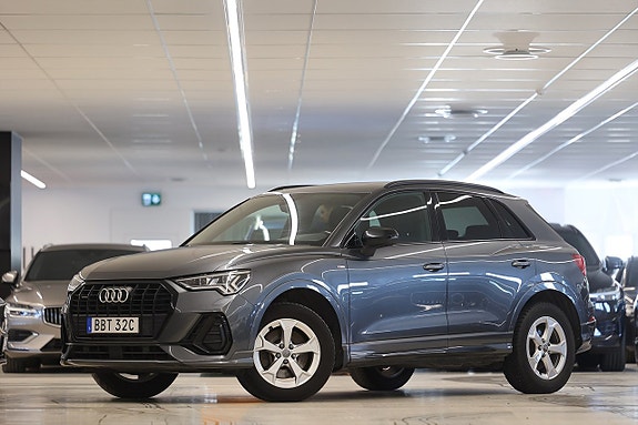 Audi Q3 3 of 25