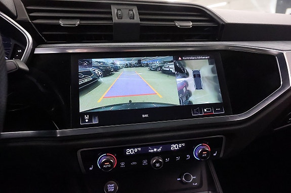 Audi Q3 25 of 25