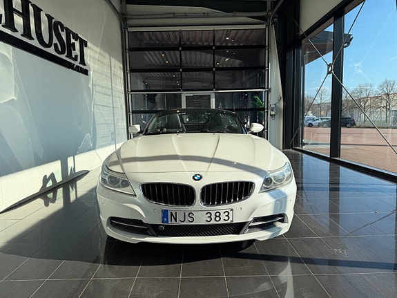 BMW Z4 2 of 5