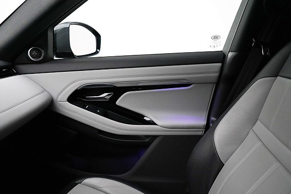 Land Rover Range Rover Evoque 18 of 25