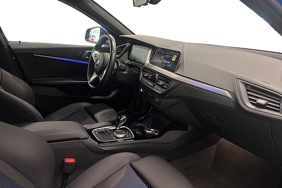 BMW 118i 6 of 17