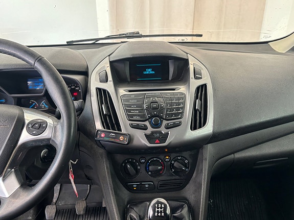 Ford Transit Connect 7 of 14