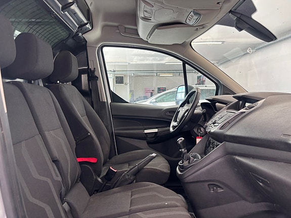 Ford Transit Connect 10 of 14