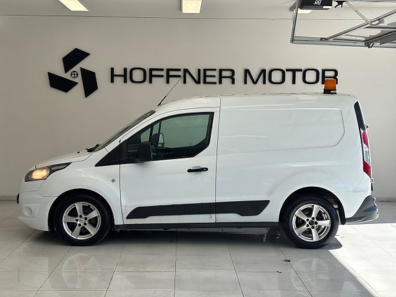 Ford Transit Connect 4 of 5
