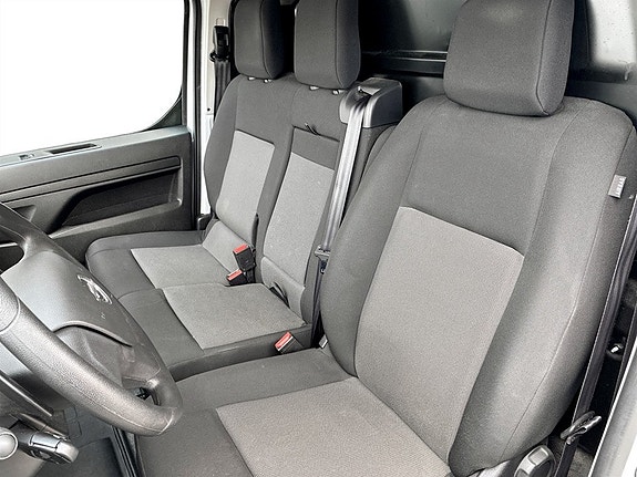 Opel Vivaro 7 of 15