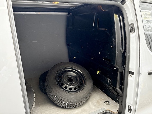 Opel Vivaro 14 of 15