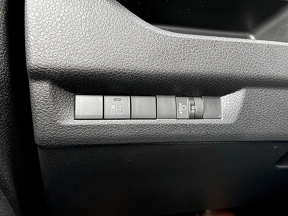 Opel Vivaro 10 of 15
