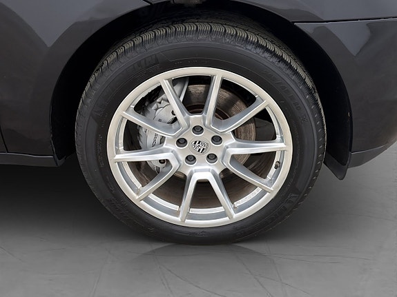 Porsche Macan S 27 of 27