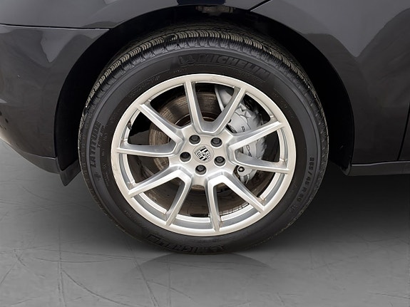 Porsche Macan S 24 of 27