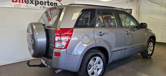 Suzuki Grand Vitara 5 of 5