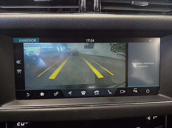 Jaguar XF 21 of 24
