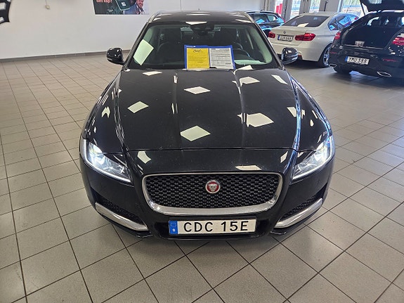 Jaguar XF 14 of 24