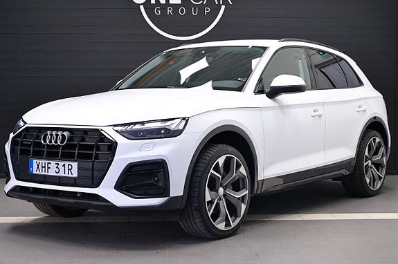 Audi Q5 2 of 5