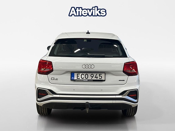 Audi Q2 4 of 5