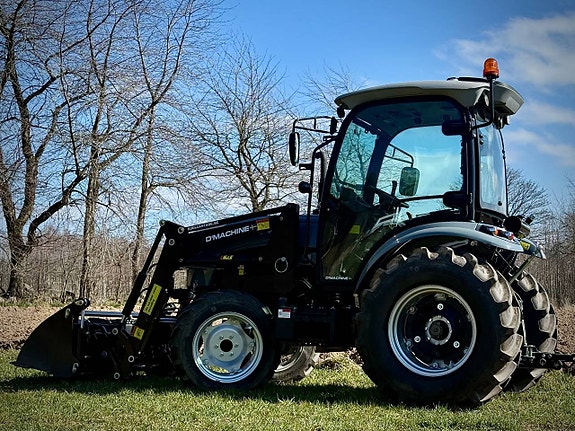 50 hk traktor med frontlastare och fri leverans