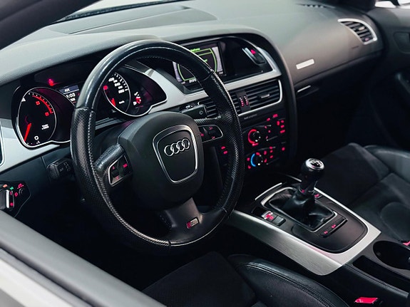 Audi A5 9 of 20