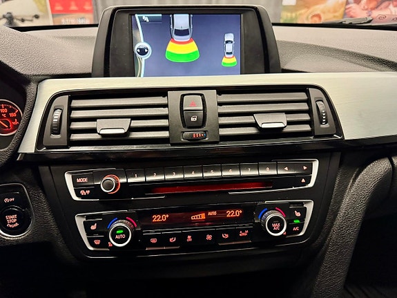 BMW 318d 9 of 11