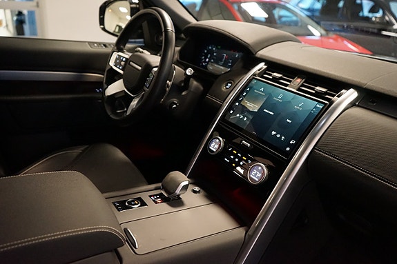 Land Rover Discovery 13 of 26