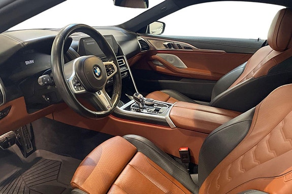 BMW M850i 12 of 18