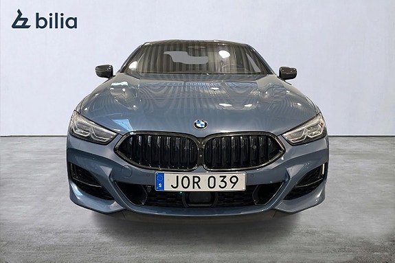 BMW M850i 5 of 5