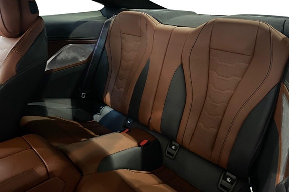BMW M850i 11 of 18