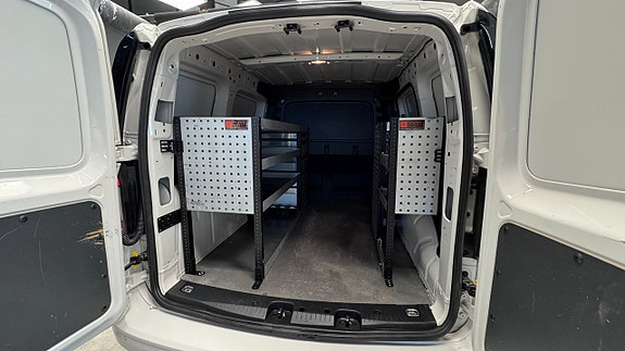 Volkswagen Caddy 12 of 19