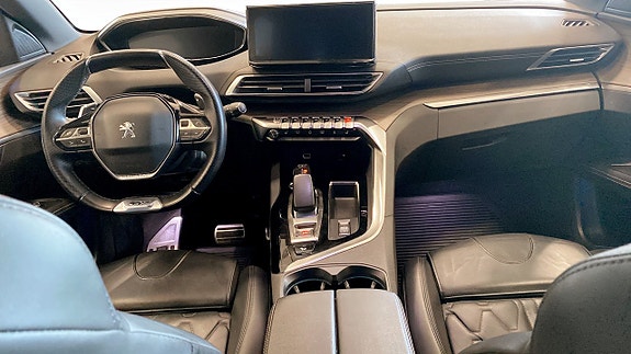 Peugeot 3008 4 of 5