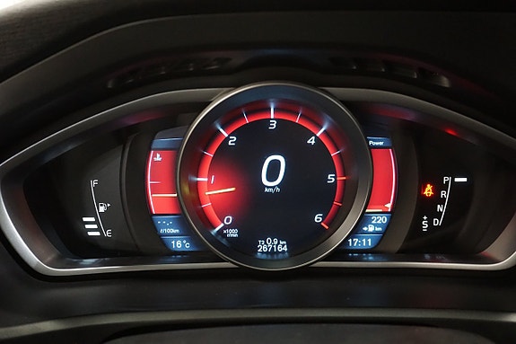 Volvo V40 21 of 27