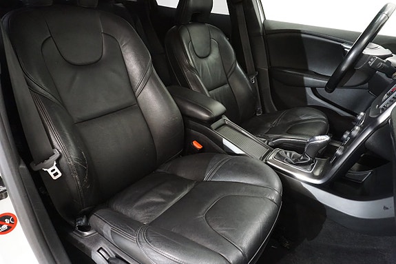 Volvo V40 26 of 27