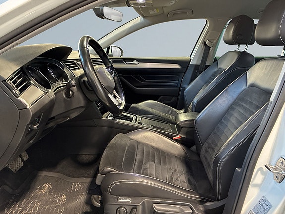 Volkswagen Passat 7 of 22