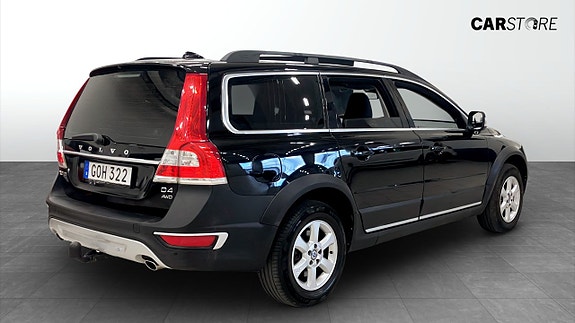 Volvo XC70 2 of 5