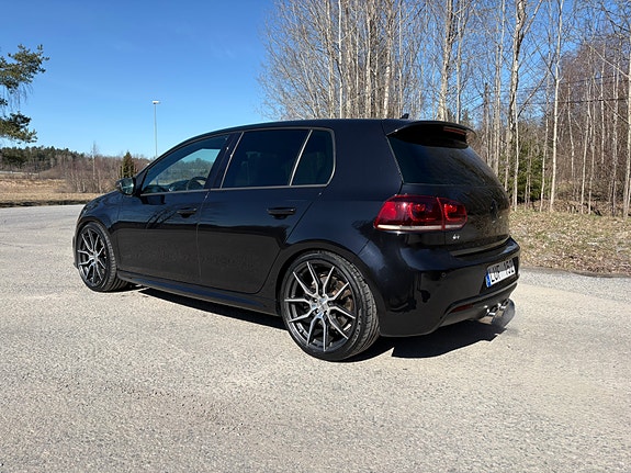 Volkswagen Golf VI 2 of 13