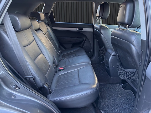 Kia Sorento 13 of 20