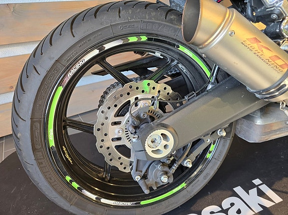 Kawasaki Ninja Z1000 SX 3 of 11