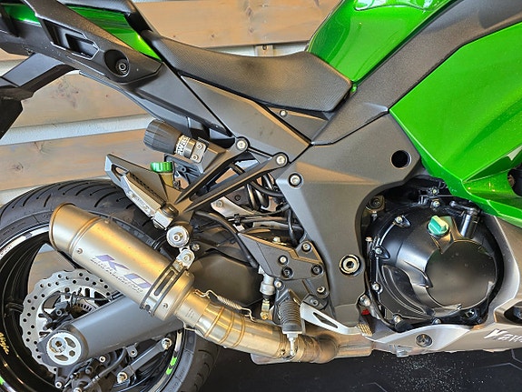 Kawasaki Ninja Z1000 SX 5 of 11